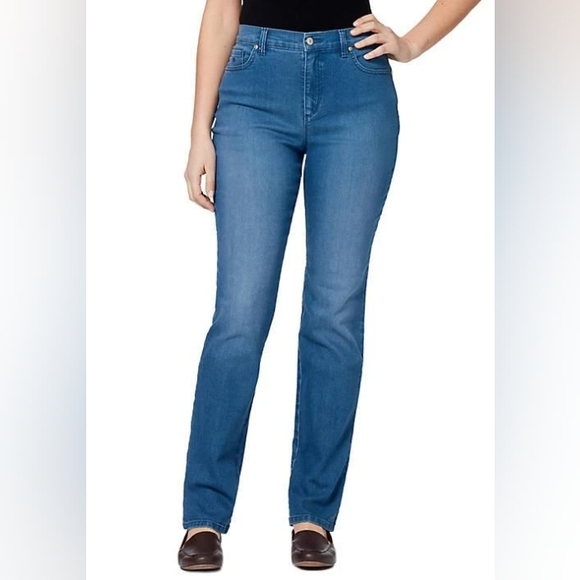 NWT "Gloria Vanderbilt" Amanda  Slimming Jean Size 12 Petite Average - Picture 1 of 10